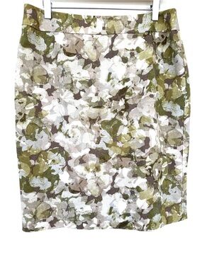 Banana Republic Floral Print Pencil Skirt in Olive Green, Linen Blend, Lined